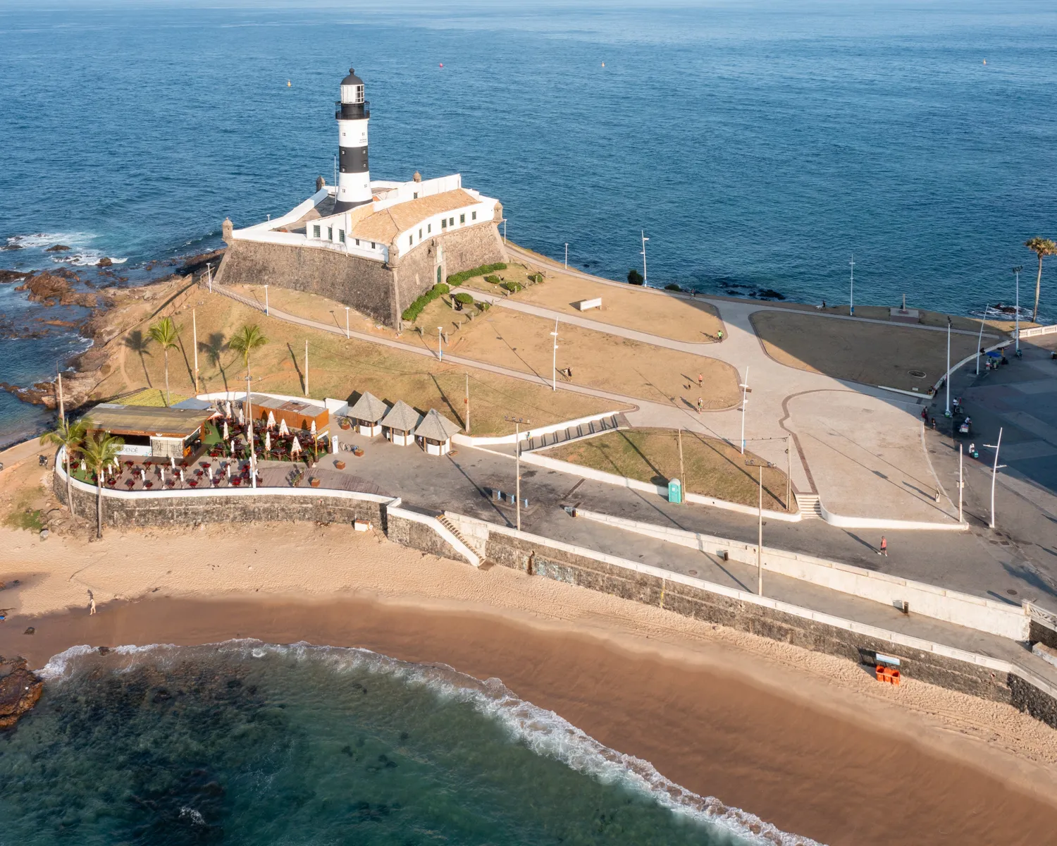 Farol da Barra, em Salvador, região onde está localizado o escritório